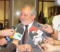 El Ayuntamiento de Córdoba recuerda a Andrés Ocaña como "alcalde intachable"