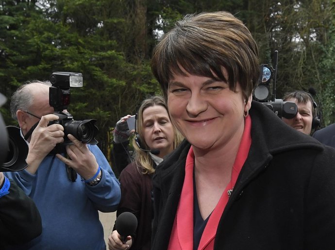 La líder del Partido Democrático Unionista (DUP), Arlene Foster