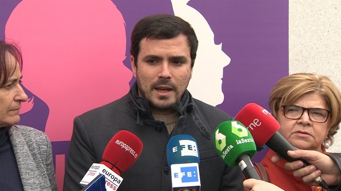 Garzón: "El PP està enfangat de corrupció"