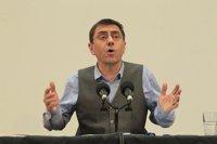 Monedero interviene este lunes en el Parlamento en la comisión de estudio del sistema electoral canario