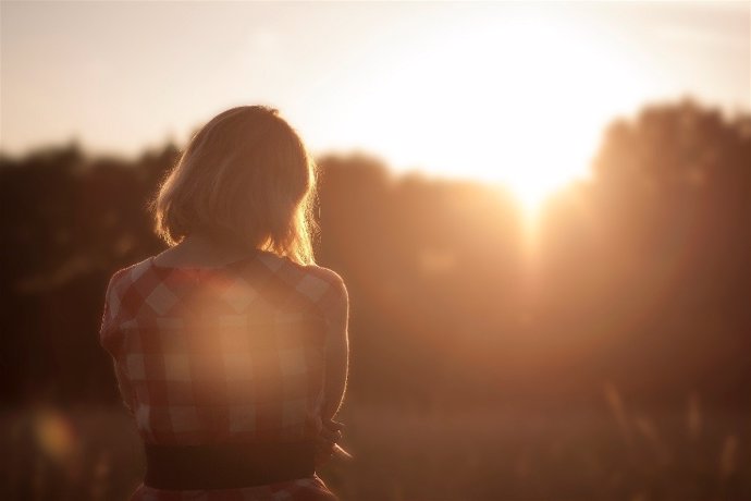 Mujer al sol