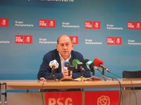 El PSdeG exige a Feijóo dejar "la ceremonia de la confusión" sobre las oposiciones y convocar "ya" las de educación