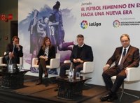 Silvia Muriel: "Nuestro equipo femenino tiene la misma filosofía que el masculino"