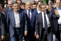Partidarios de Sarkozy piden a Fillon que deje paso a otro candidato