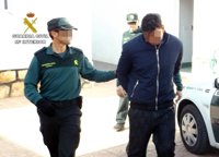 La Guardia Civil detiene a un individuo acusado de agredir a su expareja y cometer diversos robos en Totana
