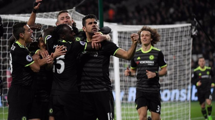 Diego Costa celebra un gol con el Chelsea