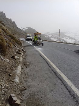 Trabajos de acondicionamiento de los accesos de Sierra Nevada