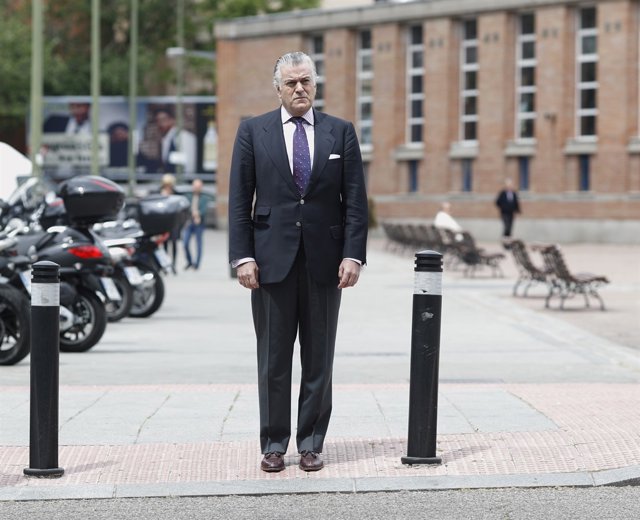 Luis Bárcenas acudeix als jutjats de plaça de Castilla