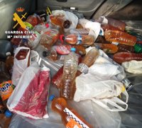 Dos detenidos en Burgos por sustraer aceite residual doméstico de un contenedor urbano