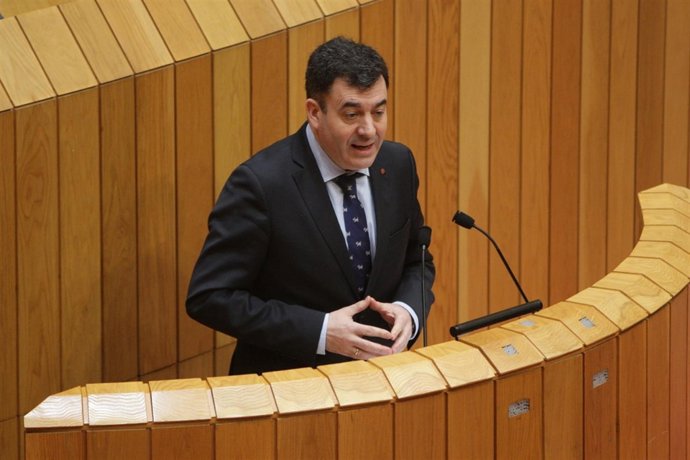 O Conselleiro De Cultura, Educación E Ordenación Universitaria, Román Rodríguez,