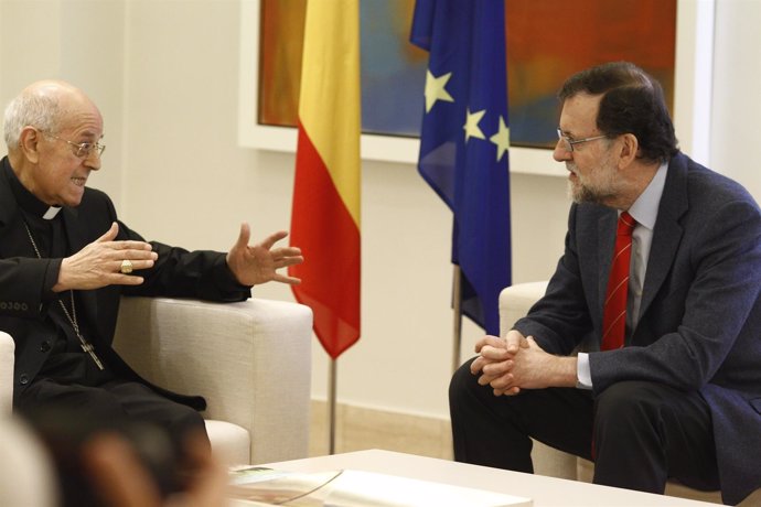 Rajoy recibe en La Moncloa al presidente de la Conferencia Episcopal Española