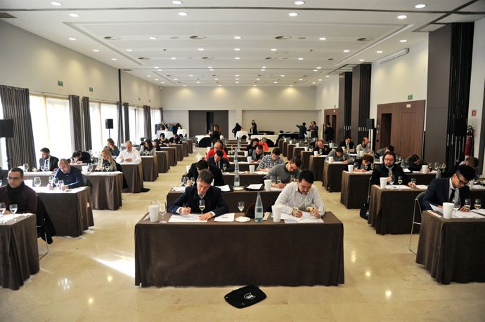 Convocatoria sexta semifinal del concurso 'Mejor Sumiller Internacional en Cava'