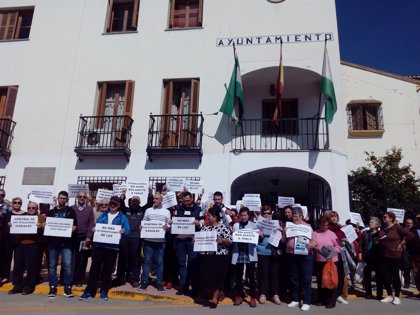 hidrógeno Loco Ciudad El Ayuntamiento de Fuente Vaqueros (Granada) moviliza a sus vecinos contra  los cortes de luz en el municipio