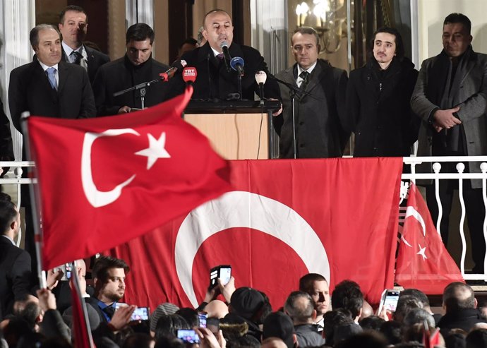 Mevlut Cavusoglu durante un acto en Hamburgo