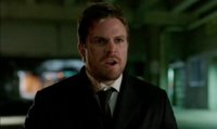 Arrow revela el regreso de un brutal villano para el final de su 5ª temporada