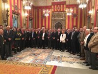 Colau lamenta que entre los 59 nuevos Bomberos de Barcelona no hay ninguna mujer