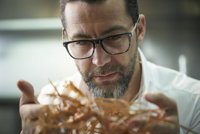 Quique Dacosta comienza una gira a cuatro manos por Europa con "los mejores chefs del continente"