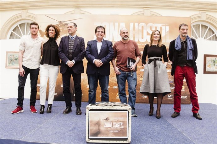El equipo de 'Zona Hostil' preestrena este jueves su película en Almería.