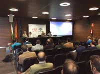 Emergencias Andalucía celebra un encuentro con empresas químicas sevillanas para abordar los peligros de su actividad