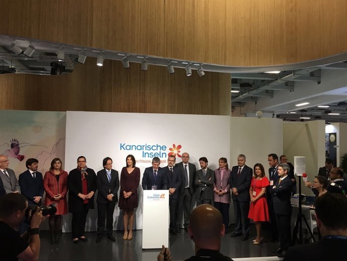 Inauguración del pabellón de Canarias en la ITB