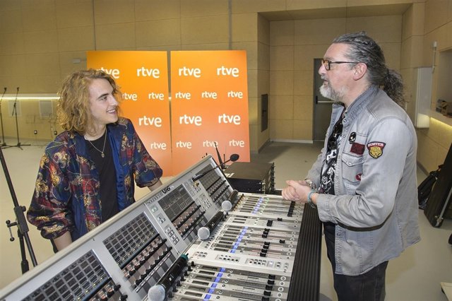  Manel Navarro Y Hans Pannecoucke