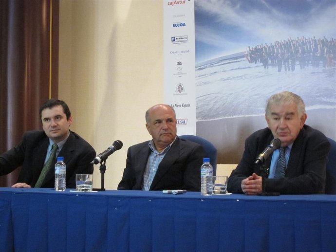 Jorge Muñiz, Joaquín Pixán Y Antonio Gamoneda