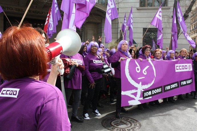 Protesta convocada per CCOO De Catalunya amb motiu del Dia de la Dona