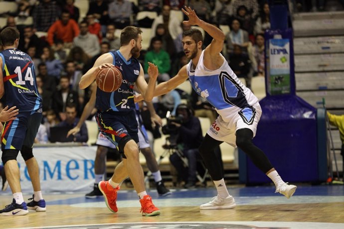 El jugador del Rio Natura Monbus Obradoiro Adam Pechacek