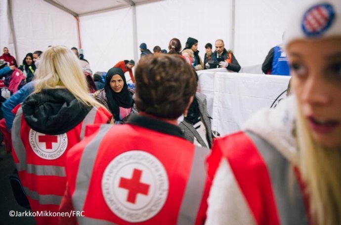 Cruz Roja Española atendió en 2016 a 16.000 refugiados y solicitantes de asilo