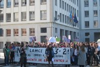 Cánticos contra el PP y el PSOE en la manifestación contra la LOMCE en Oviedo