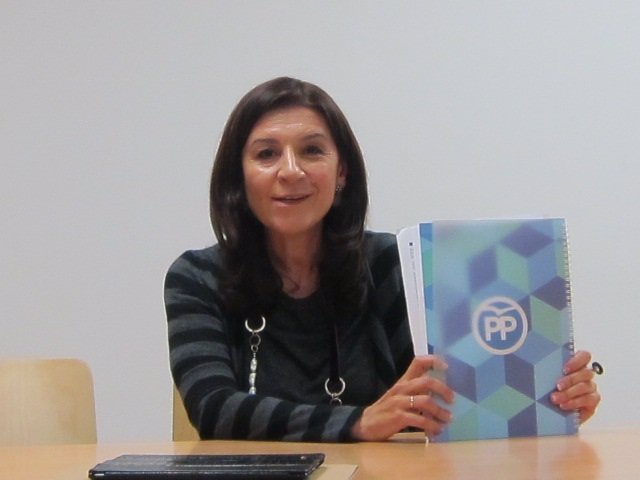Carmen Maniega precandidata a la presidencia del PP y presidenta de PP Avilés