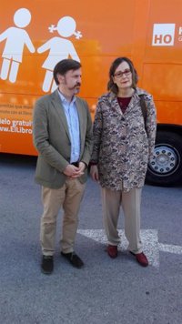 La viguesa a la que el Supremo permitió cambiar de sexo defiende el autobús de Hazte Oír