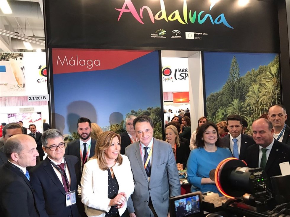 Ortiz alcalde Torremolinos ITB berlín con Susana Díaz y Porcuna del cid barón
