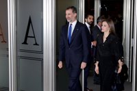 Argelia invita a los Reyes Felipe y Letizia a visitar el país