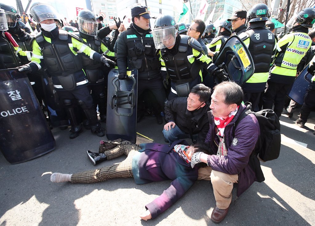 Mueren En Corea Del Sur Dos Participantes En Una Protesta Contra La ...