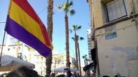 Alicante repone la placa de la División Azul, la primera de las 46 calles franquistas que debe reintegrar
