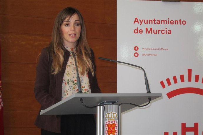  La Portavoz De Gobierno, Rebeca Pérez En Rueda De  Prensa                    