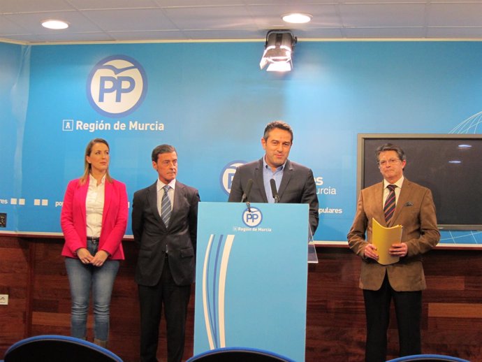 María Robles, Antonio Sánchez-Solís, Joaquín Buendía y Francisco Jódar