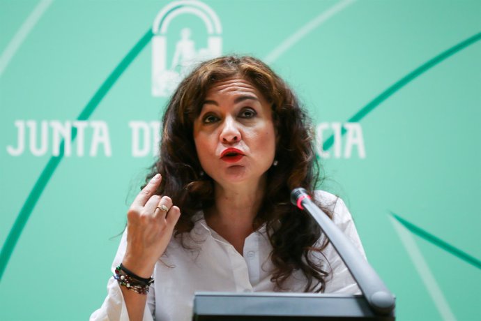 La consejera de Hacienda y Administración Pública, María Jesús Montero