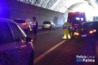 Una persona resulta herida leve tras un choque de vehículos en el túnel de Génova