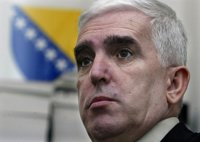 Bosnia investigará por irregularidades al abogado que apeló la absolución de Serbia por genocidio en la guerra