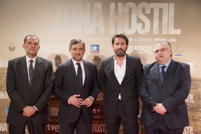 El actor Antonio Garrido ha participado en el estreno en Madrid de 'Zona Hostil'