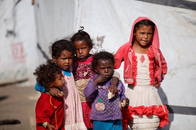 Niños desplazados en Saná