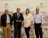 Cerca de setenta entidades canarias reciben la ayuda de voluntarios de 'la Caixa' 