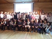 Gamarra agradece a la investigadora Isabel Lizarraga su contribución "a sacar a la luz mujeres olvidadas de la historia"