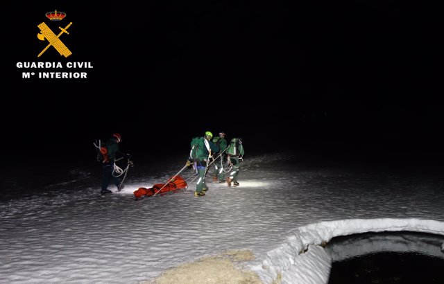 Avila.- Rescate de una joven senderista                    