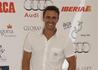 Alonso Caparrós desvela el infierno que ha sido su vida por culpa de las drogas