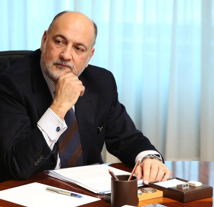 El presidente del Tribunal Constitucional, Francisco Pérez de los Cobos
