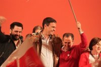 Pedro Sánchez aboga por unas primarias de "competición" y asegura que "nunca" un socialista será su "adversario"