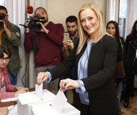 Cifuentes tilda de "momento histórico" la participación de afiliados en la elección de la Presidencia del PP de Madrid